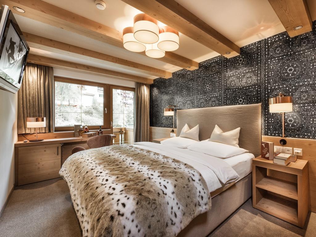 Hotel Post Sport- Und Wellness Samnaun Extérieur photo