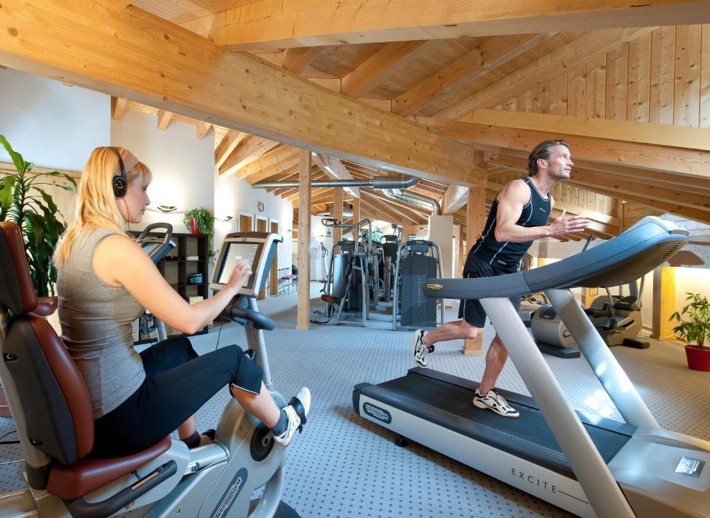 Hotel Post Sport- Und Wellness Samnaun Extérieur photo