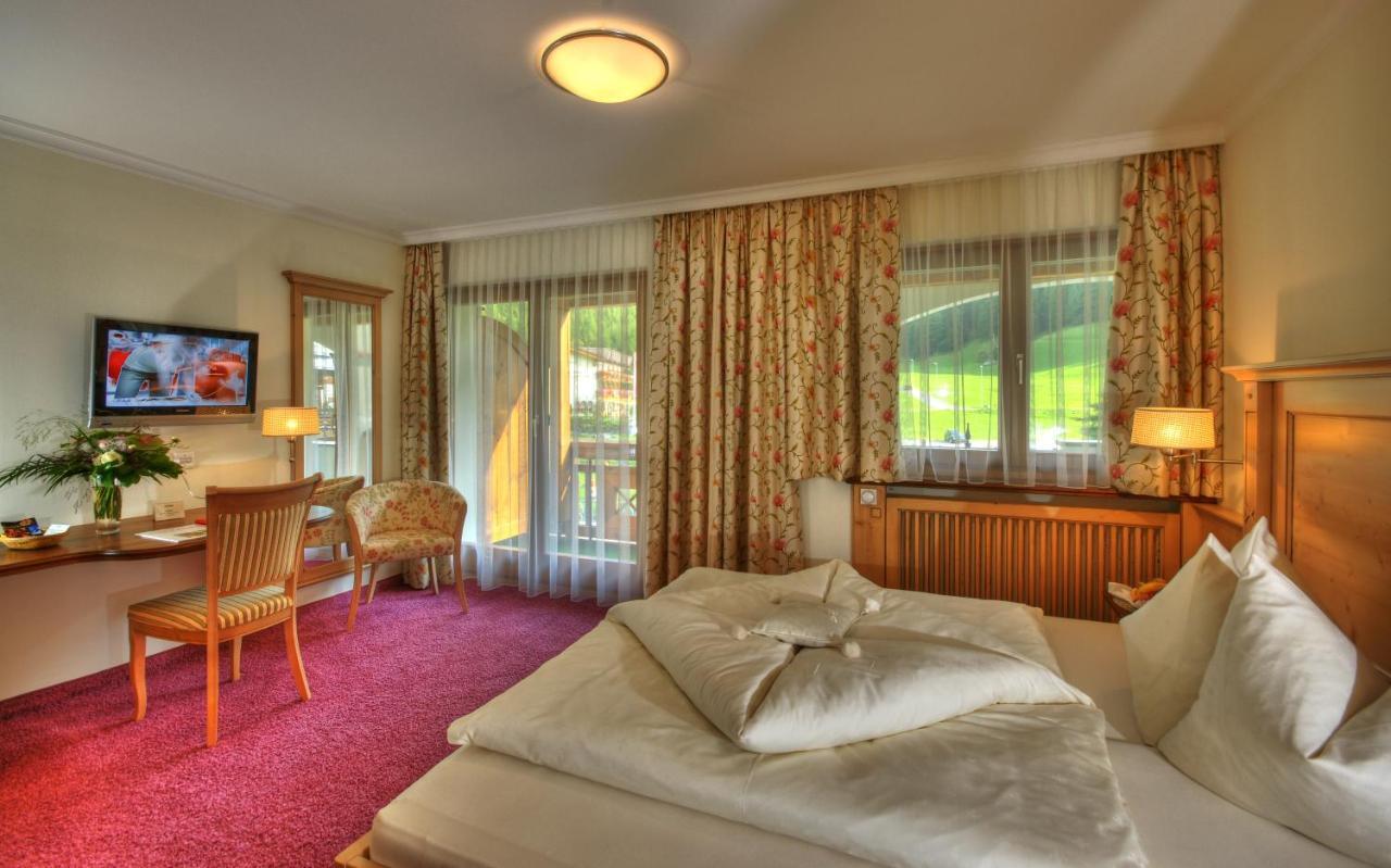 Hotel Post Sport- Und Wellness Samnaun Chambre photo